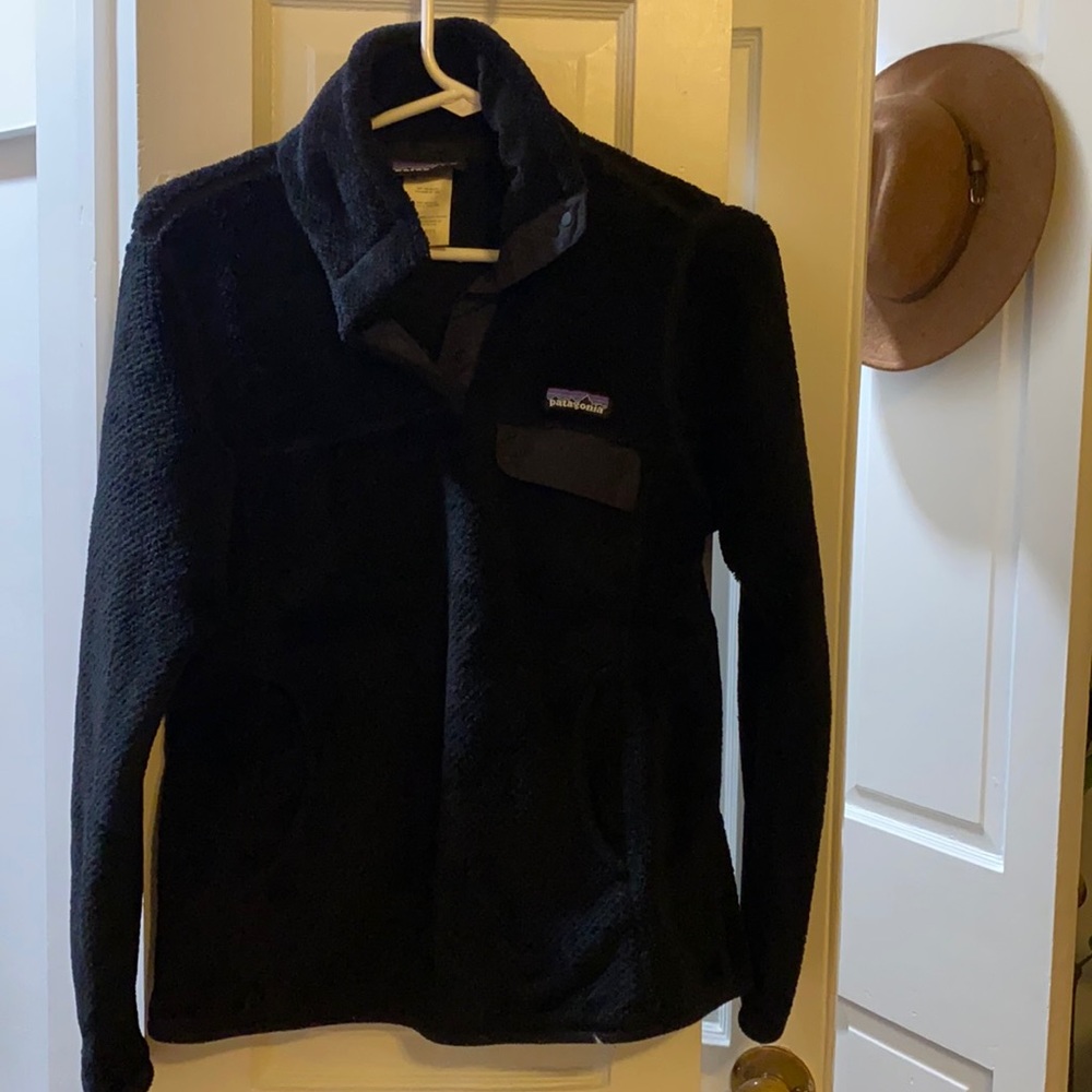 Black Patagonia Fleece Pullover